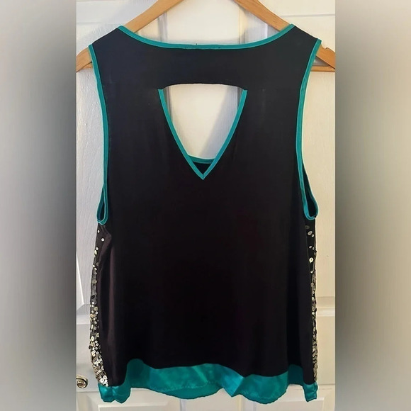 AB Studio Sleeveless Top Black w Gold Sequence and Green Silk like Trim Size XL - Picture 3 of 5